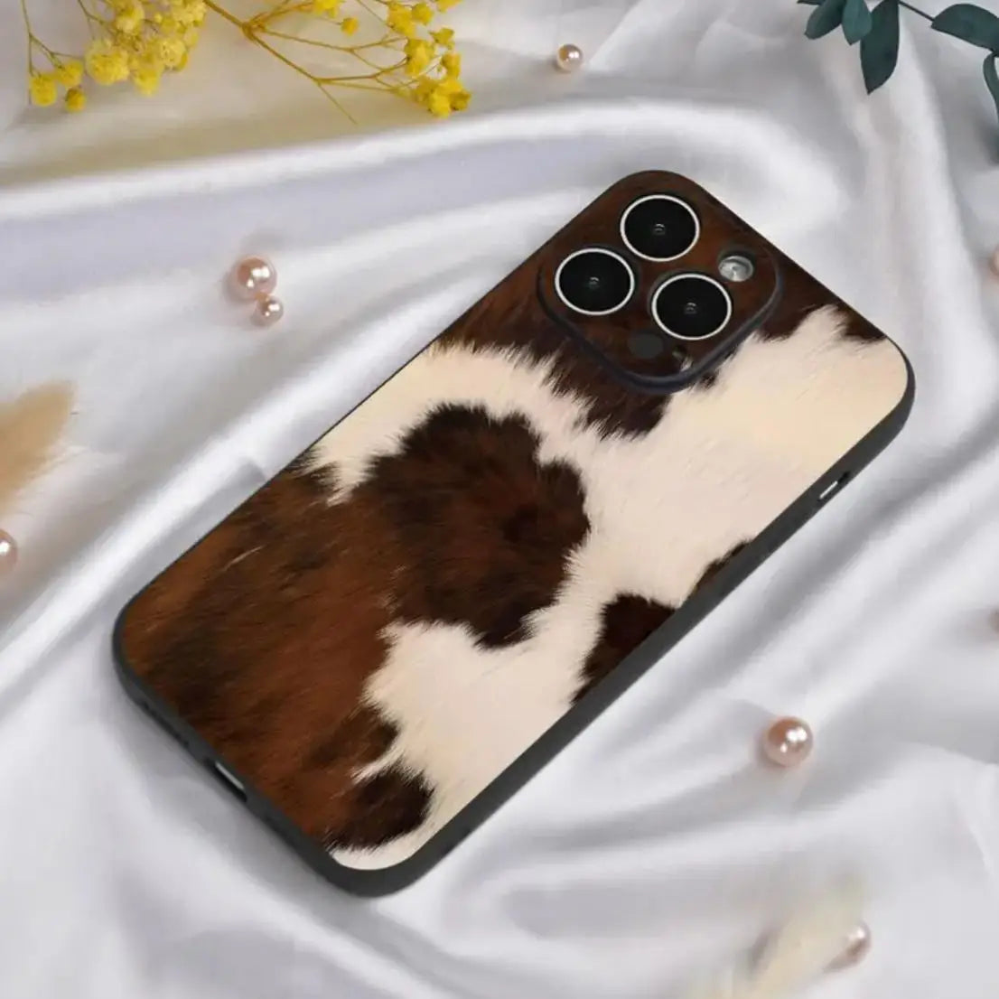Creative Cow Print Phone Case.