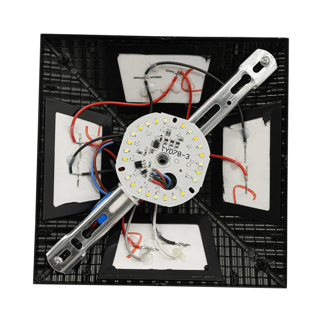 Remote control Outdoor Solar Powered Electric Supply Pillar Light.