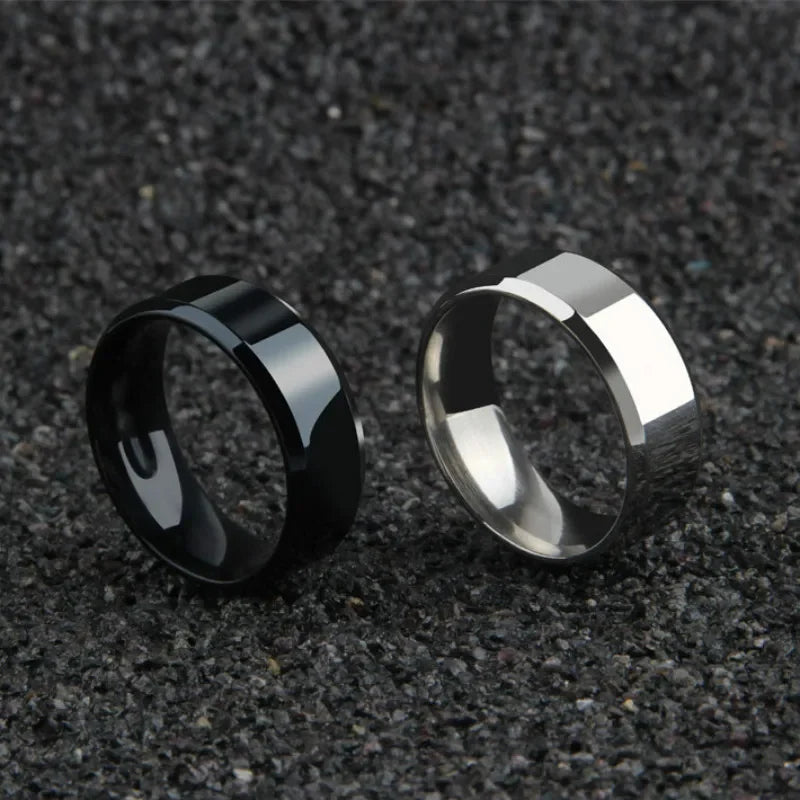 Charm Jewelr Stainless Steel Black Rings.